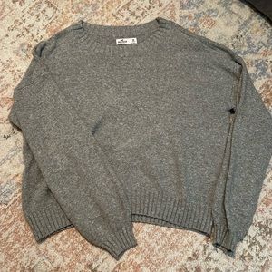 Hollister sweater